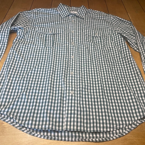CC Filson Button Up Long Sleeve Shirt Green Gingham Size Large Two Front Pockets - Picture 1 of 15